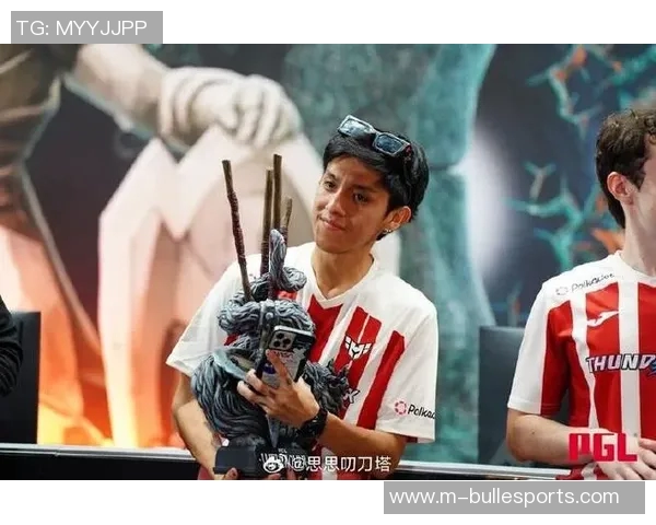 赵丽回顾DOTA2职业生涯与成长历程的专访分享